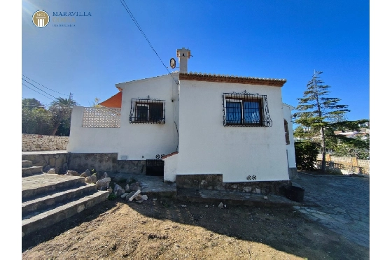 Villa in Javea zu verkaufen, Woongedeelte 176 m², Bouwjaar 1980, Klimaanlage, Grondstuk 1606 m², 3 Slaapkamers, 3 Badkamers, Pool, ref.: MV-M-2510-8