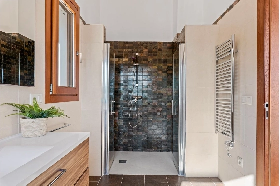 Finca in Benissa zu verkaufen, Woongedeelte 310 m², Bouwjaar 2010, Klimaanlage, Grondstuk 10030 m², 4 Slaapkamers, 3 Badkamers, Pool, ref.: BI-CA.F-001-21