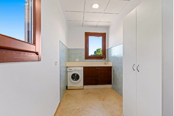 Finca in Benissa zu verkaufen, Woongedeelte 310 m², Bouwjaar 2010, Klimaanlage, Grondstuk 10030 m², 4 Slaapkamers, 3 Badkamers, Pool, ref.: BI-CA.F-001-29