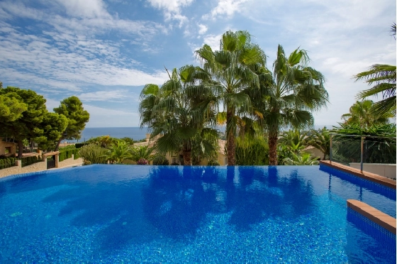 Villa in Moraira(Moravit) zu verkaufen, Woongedeelte 559 m², Bouwjaar 2016, Klimaanlage, Grondstuk 1132 m², 4 Slaapkamers, 5 Badkamers, Pool, ref.: BI-MT.H-798-1