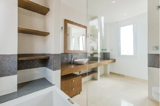 Villa in Moraira(Moravit) zu verkaufen, Woongedeelte 559 m², Bouwjaar 2016, Klimaanlage, Grondstuk 1132 m², 4 Slaapkamers, 5 Badkamers, Pool, ref.: BI-MT.H-798-34