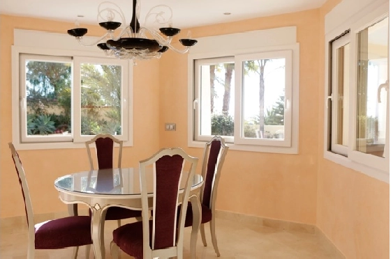 Villa in Benissa(Buenavista) zu verkaufen, Woongedeelte 464 m², Bouwjaar 2015, Klimaanlage, Grondstuk 1131 m², 4 Slaapkamers, 4 Badkamers, Pool, ref.: BI-BE.H-906-4