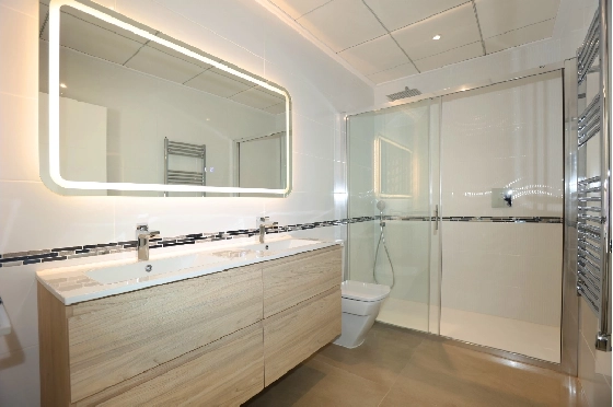 Villa in Benissa(La Fustera) zu verkaufen, Woongedeelte 299 m², Bouwjaar 2024, Klimaanlage, Grondstuk 950 m², 4 Slaapkamers, 3 Badkamers, Pool, ref.: BI-BE.H-909-28