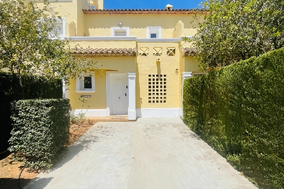 Reihenhaus in Denia-La Sella(La Sella) zu verkaufen, Woongedeelte 92 m², Bouwjaar 2002, Klimaanlage, Grondstuk 64 m², 2 Slaapkamers, 2 Badkamers, Pool, ref.: JS-0924-19