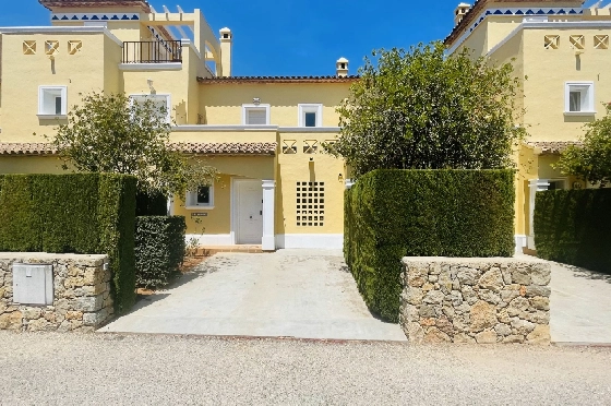 Reihenhaus in Denia-La Sella(La Sella) zu verkaufen, Woongedeelte 92 m², Bouwjaar 2002, Klimaanlage, Grondstuk 64 m², 2 Slaapkamers, 2 Badkamers, Pool, ref.: JS-0924-2