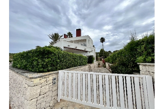 Villa in Javea zu verkaufen, Woongedeelte 450 m², Klimaanlage, 6 Slaapkamers, 6 Badkamers, Pool, ref.: BS-82754369-38