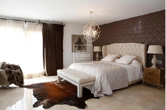 Villa in Benissa(Benissa) zu verkaufen, Woongedeelte 464 m², Klimaanlage, Grondstuk 1131 m², 4 Slaapkamers, 4 Badkamers, Pool, ref.: COB-1869-10535-12