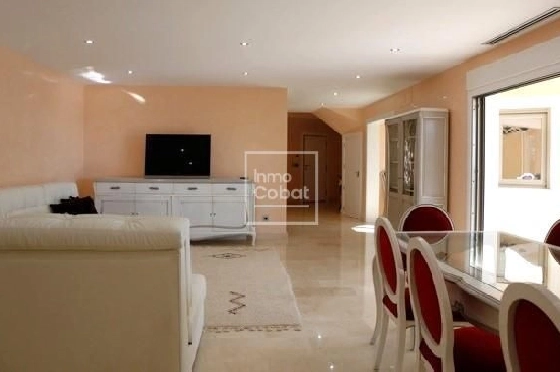 Villa in Benissa(Benissa) zu verkaufen, Woongedeelte 464 m², Klimaanlage, Grondstuk 1131 m², 4 Slaapkamers, 4 Badkamers, Pool, ref.: COB-1869-10535-4