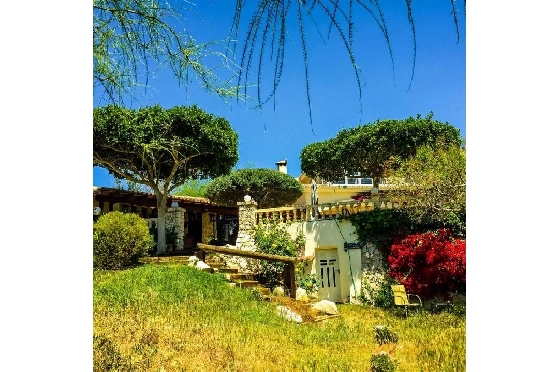 Villa in Calpe(Calpe) zu verkaufen, Woongedeelte 500 m², Klimaanlage, Grondstuk 3500 m², 4 Slaapkamers, 4 Badkamers, Pool, ref.: COB-2705-10535-14