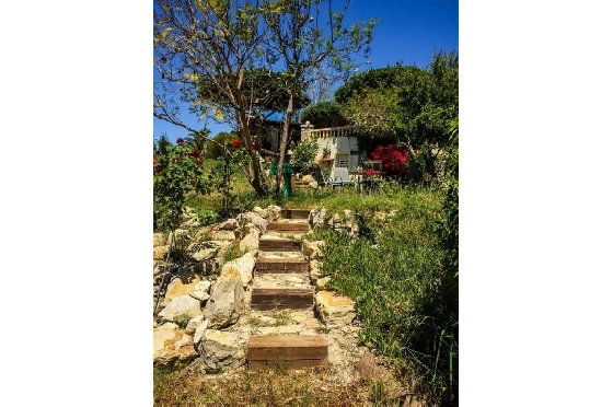 Villa in Calpe(Calpe) zu verkaufen, Woongedeelte 500 m², Klimaanlage, Grondstuk 3500 m², 4 Slaapkamers, 4 Badkamers, Pool, ref.: COB-2705-10535-15