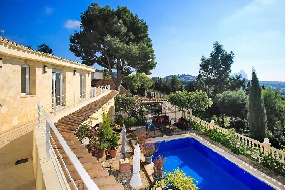 Villa in Calpe(Calpe) zu verkaufen, Woongedeelte 500 m², Klimaanlage, Grondstuk 3500 m², 4 Slaapkamers, 4 Badkamers, Pool, ref.: COB-2705-10535-5