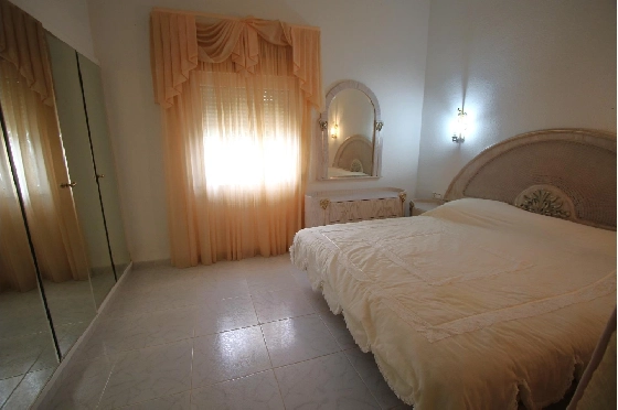 Villa in Calpe(La Canuta) zu verkaufen, Woongedeelte 609 m², Grondstuk 3102 m², 4 Slaapkamers, 4 Badkamers, Pool, ref.: COB-3330-10535-14