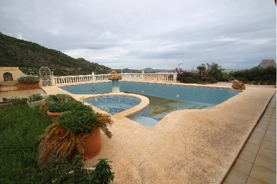 Villa in Calpe(La Canuta) zu verkaufen, Woongedeelte 609 m², Grondstuk 3102 m², 4 Slaapkamers, 4 Badkamers, Pool, ref.: COB-3330-10535-43