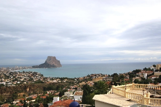 Villa in Calpe(La Canuta) zu verkaufen, Woongedeelte 609 m², Grondstuk 3102 m², 4 Slaapkamers, 4 Badkamers, Pool, ref.: COB-3330-10535-45