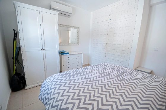 Villa in Benissa(San Jaime) zu verkaufen, Woongedeelte 240 m², Klimaanlage, 6 Slaapkamers, 3 Badkamers, Pool, ref.: COB-3449-10535-10