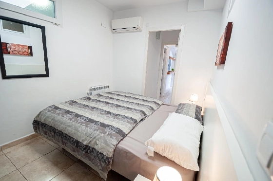 Villa in Benissa(San Jaime) zu verkaufen, Woongedeelte 240 m², Klimaanlage, 6 Slaapkamers, 3 Badkamers, Pool, ref.: COB-3449-10535-11