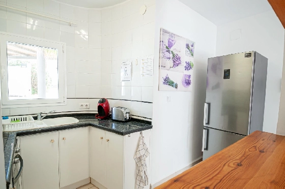 Villa in Benissa(San Jaime) zu verkaufen, Woongedeelte 240 m², Klimaanlage, 6 Slaapkamers, 3 Badkamers, Pool, ref.: COB-3449-10535-14