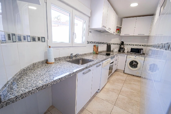 Villa in Benissa(San Jaime) zu verkaufen, Woongedeelte 240 m², Klimaanlage, 6 Slaapkamers, 3 Badkamers, Pool, ref.: COB-3449-10535-24