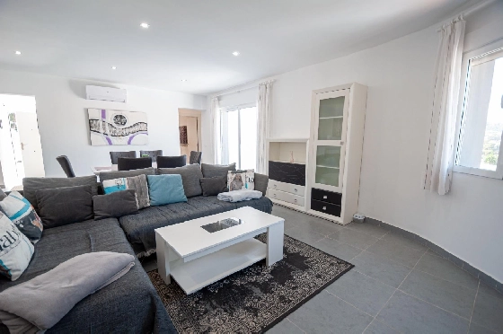 Villa in Benissa(San Jaime) zu verkaufen, Woongedeelte 240 m², Klimaanlage, 6 Slaapkamers, 3 Badkamers, Pool, ref.: COB-3449-10535-28