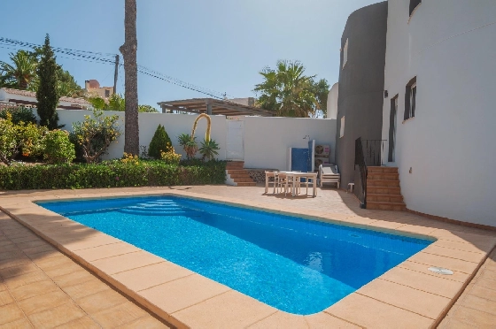 Villa in Benissa(San Jaime) zu verkaufen, Woongedeelte 240 m², Klimaanlage, 6 Slaapkamers, 3 Badkamers, Pool, ref.: COB-3449-10535-38
