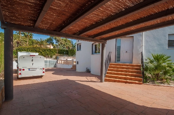 Villa in Benissa(San Jaime) zu verkaufen, Woongedeelte 240 m², Klimaanlage, 6 Slaapkamers, 3 Badkamers, Pool, ref.: COB-3449-10535-39