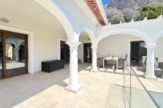 Villa in Javea(Ermita) zu verkaufen, Woongedeelte 400 m², Bouwjaar 2018, Zustand neuwertig, + Fussbodenheizung, Klimaanlage, Grondstuk 1596 m², 3 Slaapkamers, 2 Badkamers, Pool, ref.: AS-0624-33