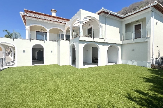 Villa in Javea(Ermita) zu verkaufen, Woongedeelte 400 m², Bouwjaar 2018, Zustand neuwertig, + Fussbodenheizung, Klimaanlage, Grondstuk 1596 m², 3 Slaapkamers, 2 Badkamers, Pool, ref.: AS-0624-44