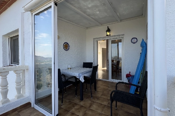 Reihenhaus-Mitte in Pedreguer(Monte Pedreguer) zu verkaufen, Woongedeelte 90 m², Bouwjaar 2002, Zustand gepflegt, + KLIMA, Klimaanlage, Grondstuk 109 m², 2 Slaapkamers, 1 Badkamers, Pool, ref.: AS-0724-14