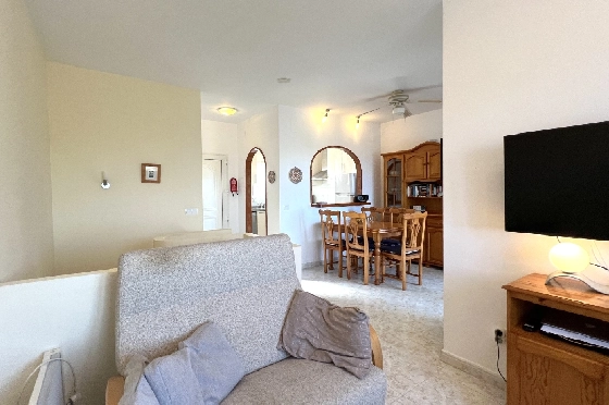 Reihenhaus-Mitte in Pedreguer(Monte Pedreguer) zu verkaufen, Woongedeelte 90 m², Bouwjaar 2002, Zustand gepflegt, + KLIMA, Klimaanlage, Grondstuk 109 m², 2 Slaapkamers, 1 Badkamers, Pool, ref.: AS-0724-6