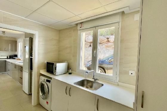 Villa in Alcalali zu verkaufen, Woongedeelte 429 m², Bouwjaar 2022, + Fussbodenheizung, Klimaanlage, Grondstuk 1468 m², 7 Slaapkamers, 4 Badkamers, Pool, ref.: PV-141-01982P-11