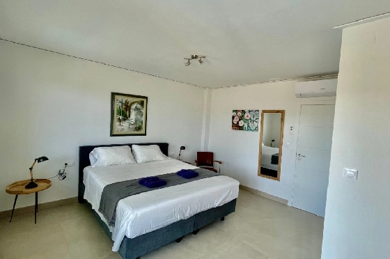 Villa in Alcalali zu verkaufen, Woongedeelte 429 m², Bouwjaar 2022, + Fussbodenheizung, Klimaanlage, Grondstuk 1468 m², 7 Slaapkamers, 4 Badkamers, Pool, ref.: PV-141-01982P-17