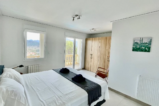 Villa in Alcalali zu verkaufen, Woongedeelte 429 m², Bouwjaar 2022, + Fussbodenheizung, Klimaanlage, Grondstuk 1468 m², 7 Slaapkamers, 4 Badkamers, Pool, ref.: PV-141-01982P-23