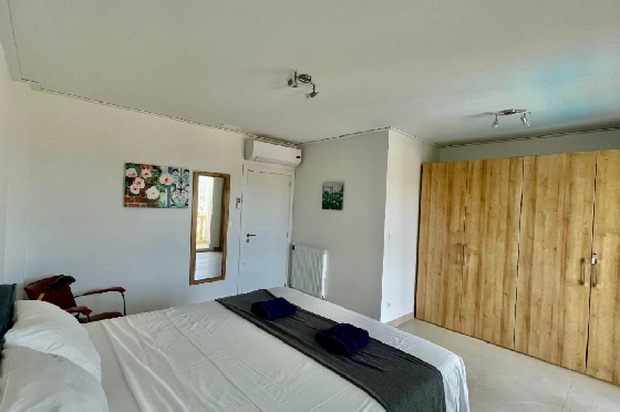 Villa in Alcalali zu verkaufen, Woongedeelte 429 m², Bouwjaar 2022, + Fussbodenheizung, Klimaanlage, Grondstuk 1468 m², 7 Slaapkamers, 4 Badkamers, Pool, ref.: PV-141-01982P-25