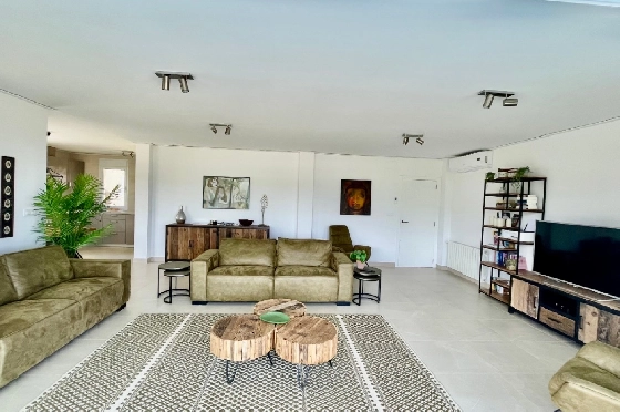 Villa in Alcalali zu verkaufen, Woongedeelte 429 m², Bouwjaar 2022, + Fussbodenheizung, Klimaanlage, Grondstuk 1468 m², 7 Slaapkamers, 4 Badkamers, Pool, ref.: PV-141-01982P-48