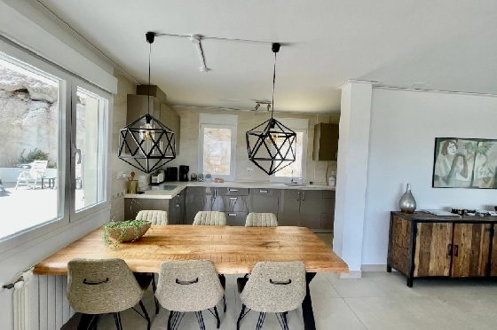 Villa in Alcalali zu verkaufen, Woongedeelte 429 m², Bouwjaar 2022, + Fussbodenheizung, Klimaanlage, Grondstuk 1468 m², 7 Slaapkamers, 4 Badkamers, Pool, ref.: PV-141-01982P-50