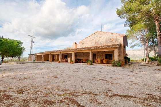 Finca in Gata de Gorgos zu verkaufen, Woongedeelte 450 m², Bouwjaar 1900, + Ofen, Klimaanlage, Grondstuk 20000 m², 4 Slaapkamers, 2 Badkamers, Pool, ref.: AM-11846DA-1