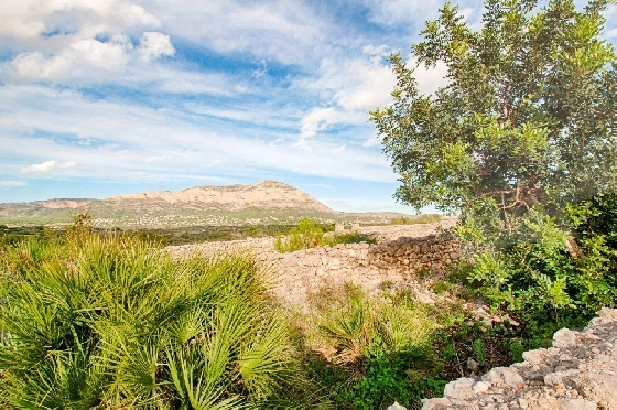 Finca in Gata de Gorgos zu verkaufen, Woongedeelte 450 m², Bouwjaar 1900, + Ofen, Klimaanlage, Grondstuk 20000 m², 4 Slaapkamers, 2 Badkamers, Pool, ref.: AM-11846DA-18