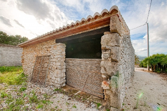 Finca in Gata de Gorgos zu verkaufen, Woongedeelte 450 m², Bouwjaar 1900, + Ofen, Klimaanlage, Grondstuk 20000 m², 4 Slaapkamers, 2 Badkamers, Pool, ref.: AM-11846DA-48