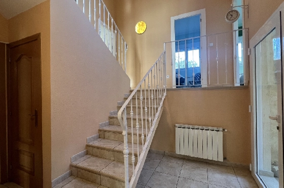 Villa in Gata de Gorgos(Monte Pedreguer) zur Ferienvermietung, Woongedeelte 180 m², Bouwjaar 2006, + Ofen, Klimaanlage, Grondstuk 600 m², 3 Slaapkamers, 3 Badkamers, Pool, ref.: T-0624-11