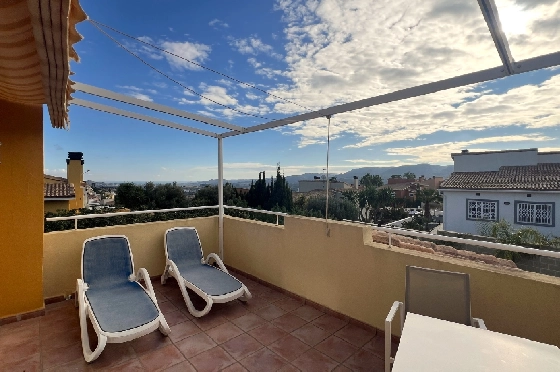 Villa in Gata de Gorgos(Monte Pedreguer) zur Ferienvermietung, Woongedeelte 180 m², Bouwjaar 2006, + Ofen, Klimaanlage, Grondstuk 600 m², 3 Slaapkamers, 3 Badkamers, Pool, ref.: T-0624-16