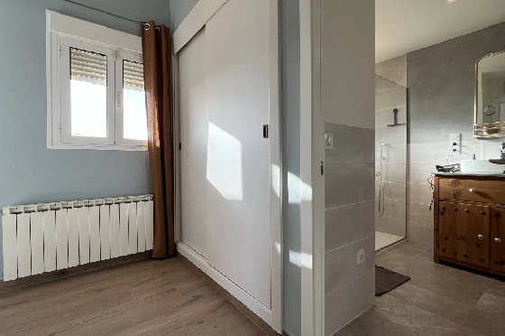 Villa in Gata de Gorgos(Monte Pedreguer) zur Ferienvermietung, Woongedeelte 180 m², Bouwjaar 2006, + Ofen, Klimaanlage, Grondstuk 600 m², 3 Slaapkamers, 3 Badkamers, Pool, ref.: T-0624-17