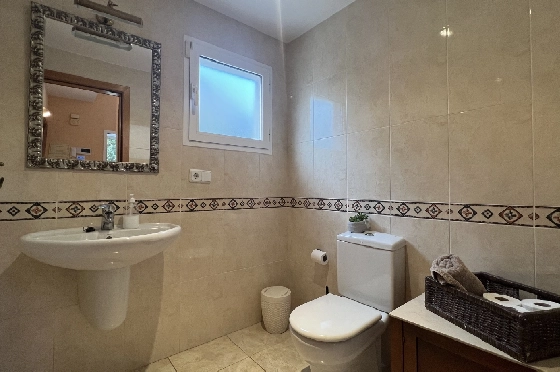 Villa in Gata de Gorgos(Monte Pedreguer) zur Ferienvermietung, Woongedeelte 180 m², Bouwjaar 2006, + Ofen, Klimaanlage, Grondstuk 600 m², 3 Slaapkamers, 3 Badkamers, Pool, ref.: T-0624-23