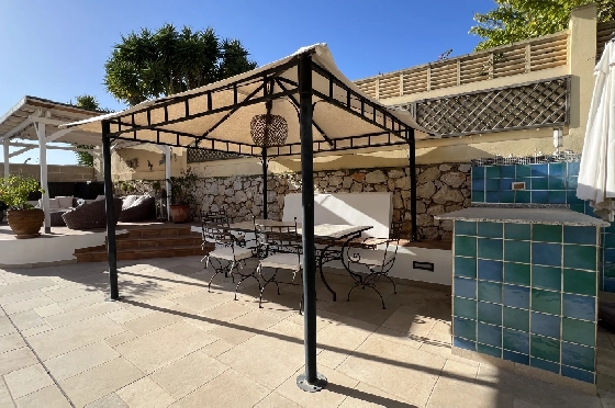 Villa in Gata de Gorgos(Monte Pedreguer) zur Ferienvermietung, Woongedeelte 180 m², Bouwjaar 2006, + Ofen, Klimaanlage, Grondstuk 600 m², 3 Slaapkamers, 3 Badkamers, Pool, ref.: T-0624-34