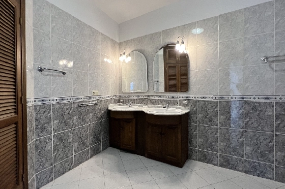 Villa in Pego-Monte Pego zu verkaufen, Woongedeelte 310 m², Bouwjaar 1988, + Zentralheizung, Klimaanlage, Grondstuk 3370 m², 4 Slaapkamers, 4 Badkamers, Pool, ref.: JS-0425-24