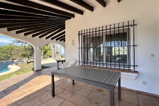 Villa in Pego-Monte Pego zu verkaufen, Woongedeelte 310 m², Bouwjaar 1988, + Zentralheizung, Klimaanlage, Grondstuk 3370 m², 4 Slaapkamers, 4 Badkamers, Pool, ref.: JS-0425-26