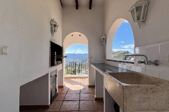 Villa in Pego-Monte Pego zu verkaufen, Woongedeelte 310 m², Bouwjaar 1988, + Zentralheizung, Klimaanlage, Grondstuk 3370 m², 4 Slaapkamers, 4 Badkamers, Pool, ref.: JS-0425-28