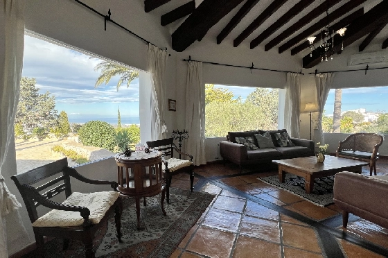 Villa in Pego-Monte Pego zu verkaufen, Woongedeelte 310 m², Bouwjaar 1988, + Zentralheizung, Klimaanlage, Grondstuk 3370 m², 4 Slaapkamers, 4 Badkamers, Pool, ref.: JS-0425-9