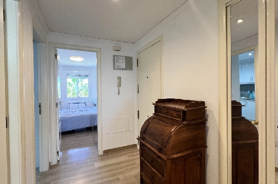 Apartment in Xabia(El Arenal) zur Ferienvermietung, Woongedeelte 92 m², Bouwjaar 2001, + KLIMA, Klimaanlage, Grondstuk 101 m², 2 Slaapkamers, 2 Badkamers, Pool, ref.: T-0524-15