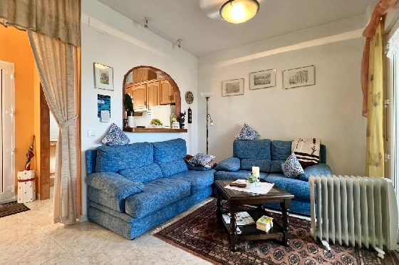 Reihenhaus in Pedreguer zu verkaufen, Woongedeelte 72 m², Bouwjaar 2001, + Ofen, 2 Slaapkamers, 1 Badkamers, Pool, ref.: FK-0225-7