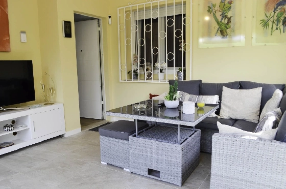 Villa in Denia zu verkaufen, Woongedeelte 121 m², Klimaanlage, Grondstuk 623 m², 4 Slaapkamers, 2 Badkamers, Pool, ref.: CO-C25935-32